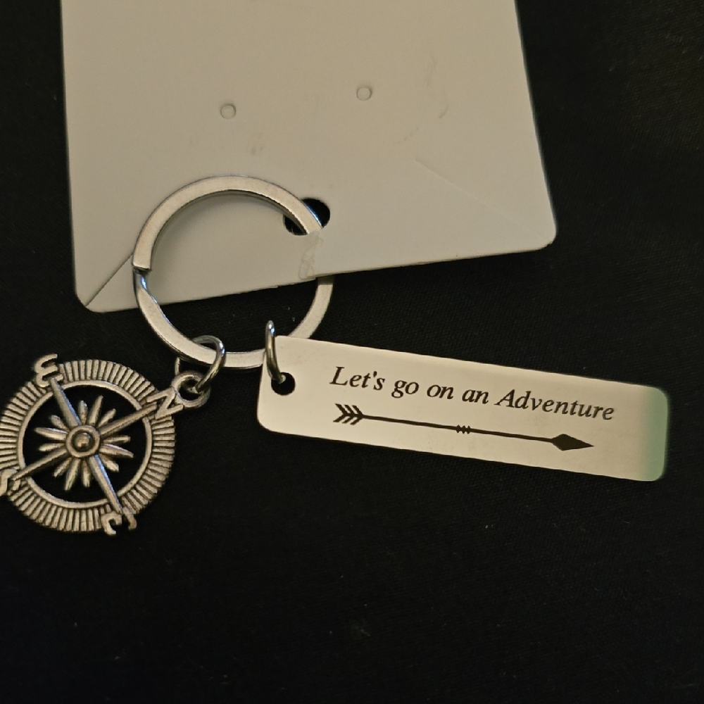 Silver Compass Adventure Key Holder